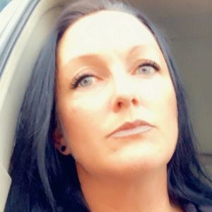 Meet your Posher, Thalia